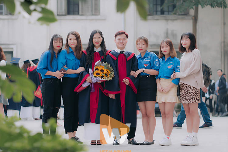Dịch vụ Chụp Kỷ Yếu Đơn